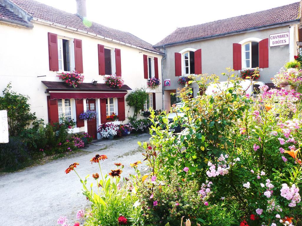 La Maison De Cure Hotell Domecy-sur-Cure Eksteriør bilde